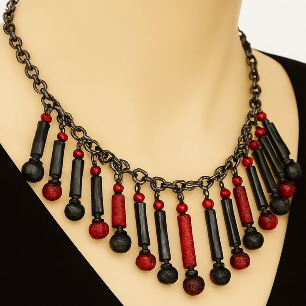 Black & Red Beaded Statement Necklace – Gunmetal Chain w/ Sparkle Cylinder Beads